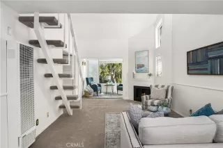 Photo #6: OC23182989 Listing 