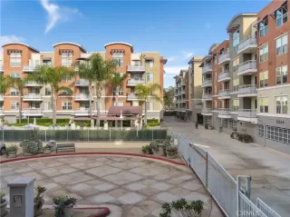 Photo #1: OC23183045 Listing