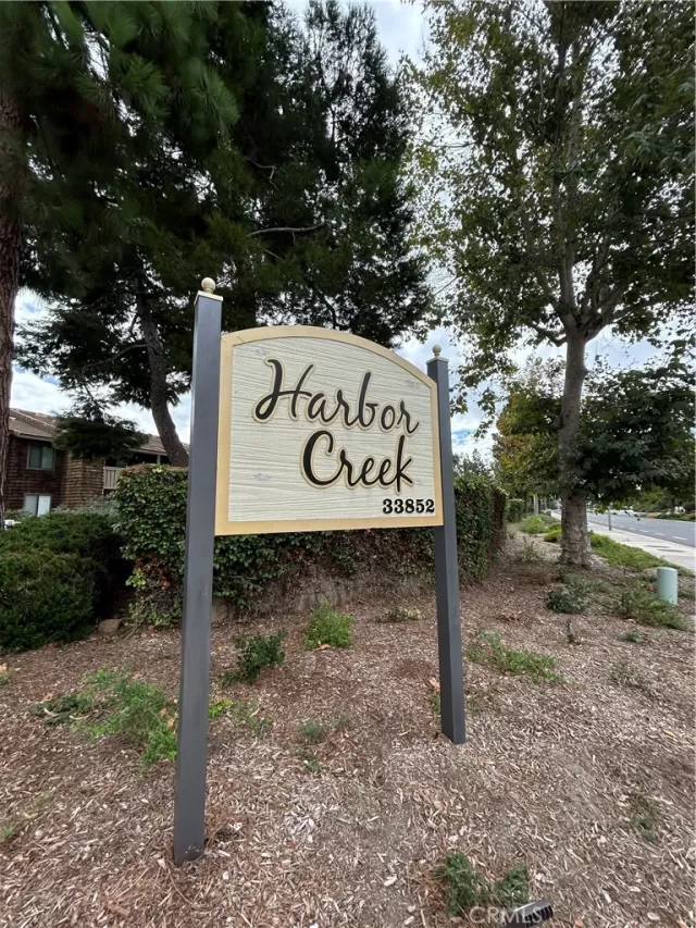 MLS: OC23183124 Condo For Sale