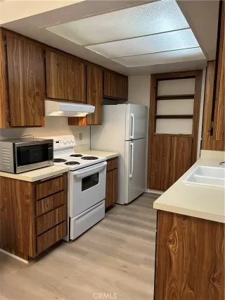 Photo #3: OC23183124 Listing 