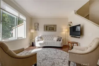 Photo #1: OC23183567 Listing 