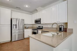 Photo #5: OC23183567 Listing 