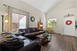 Photo #1: OC23183650 Listing 