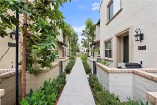 Photo #1: OC23183678 Listing