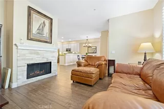 Photo #4: OC23183923 Listing 