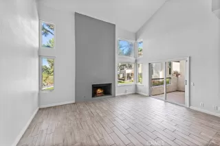 Photo #3: OC23184101 Listing 