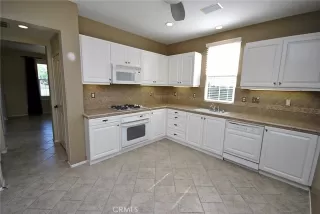 Photo #4: OC23184153 Listing 