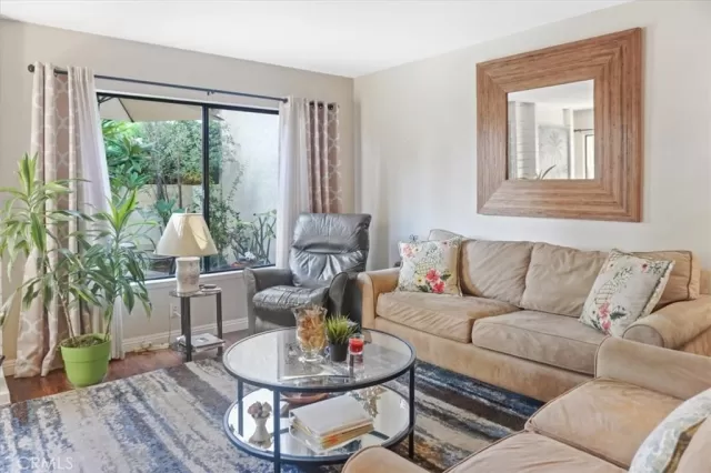 MLS: OC23184243 Condo For Sale