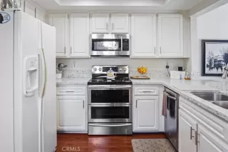 Photo #4: OC23184243 Listing 