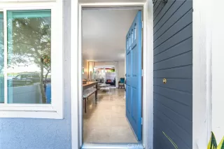 Photo #2: OC23184250 Listing