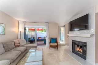 Photo #4: OC23184250 Listing