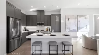 Photo #1: OC23184598 Listing