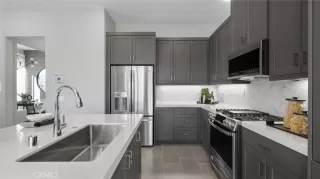 Photo #3: OC23184598 Listing