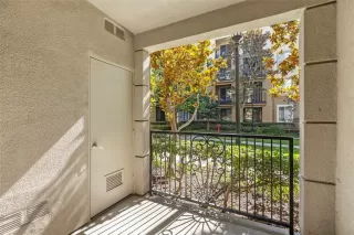 Photo #3: OC23184958 Listing 