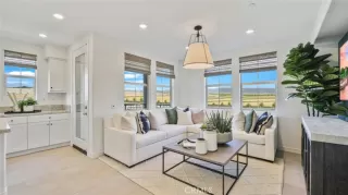 Photo #5: OC23185071 Listing