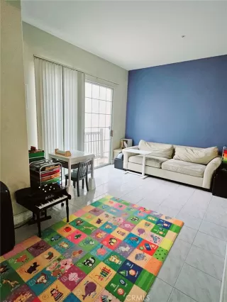 Photo #5: OC23185168 Listing 