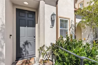 Photo #4: OC23185253 Listing