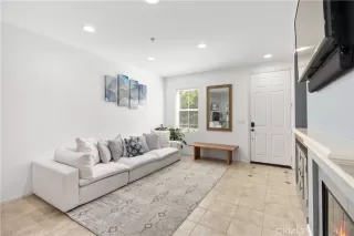 Photo #6: OC23185253 Listing