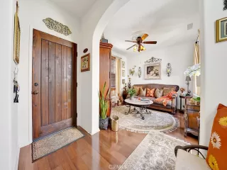 Photo #1: OC23185393 Listing