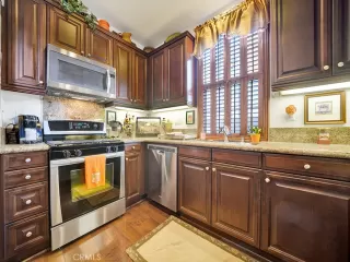 Photo #5: OC23185393 Listing