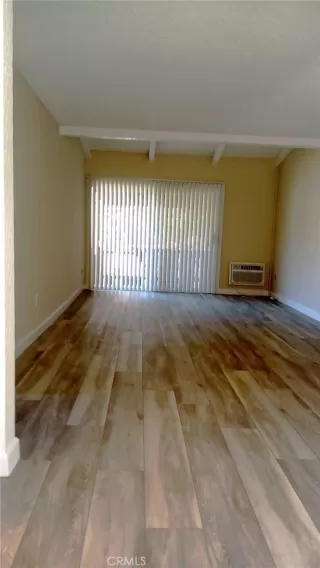 Photo #1: OC23185537 Listing