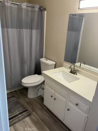 Photo #4: OC23185537 Listing