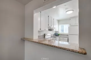 Photo #4: OC23185750 Listing