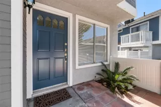 Photo #1: OC23186080 Listing