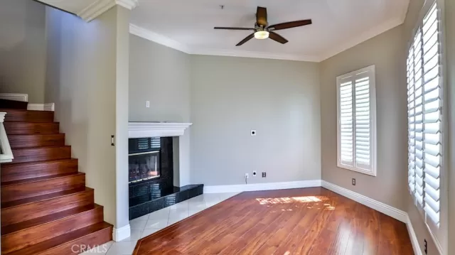 MLS: OC23186123 Condo For Sale