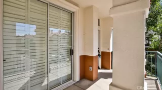 Photo #5: OC23186123 Listing 