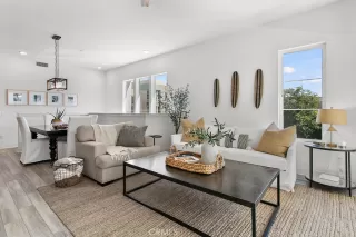 Photo #1: OC23186125 Listing 