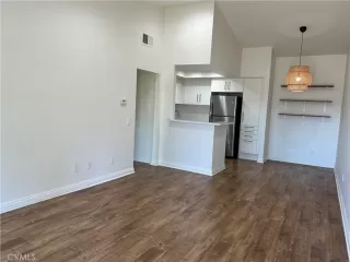 Photo #1: OC23186214 Listing 