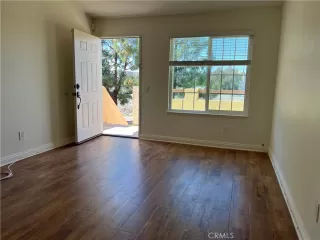 Photo #2: OC23186214 Listing 