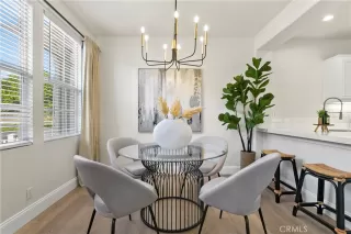 Photo #6: OC23186577 Listing 