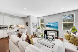 Photo #3: OC23186753 Listing