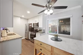 Photo #3: OC23186812 Listing 