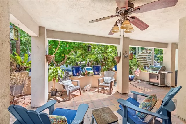 MLS: OC23186868 Condo For Sale