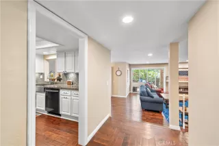 Photo #2: OC23186868 Listing