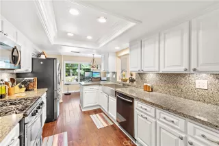 Photo #3: OC23186868 Listing