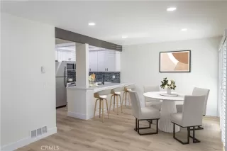 Photo #3: OC23187115 Listing 