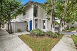 More Details about MLS # OC23187159 : 1201 LAS ARENAS WAY 1