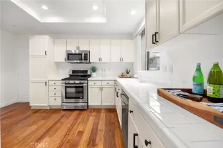 Photo #6: OC23187313 Listing 