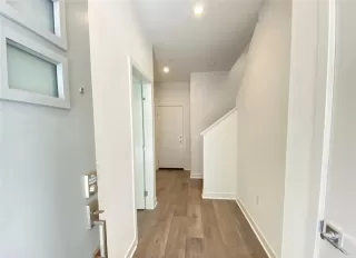 Photo #2: OC23187322 Listing 