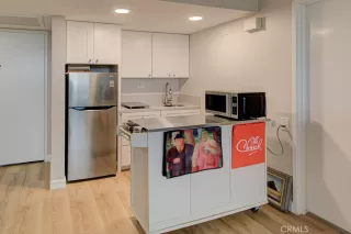 Photo #4: OC23187559 Listing