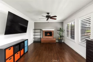 Photo #4: OC23187592 Listing 