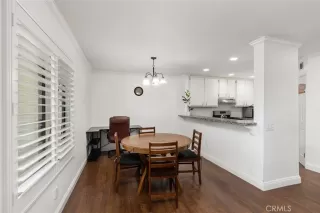 Photo #5: OC23187592 Listing 