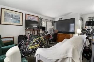 Photo #2: OC23187865 Listing