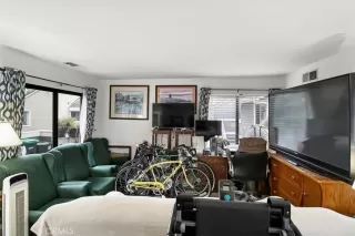 Photo #4: OC23187865 Listing