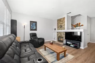 Photo #5: OC23187957 Listing 