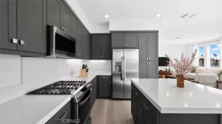 Photo #1: OC23188101 Listing 